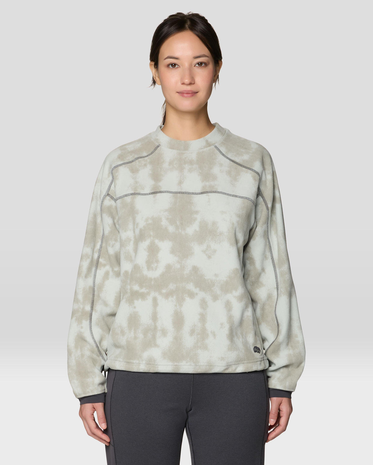 Mountain Hardwear Microchill Pullover Crew in Gamma Grey Shadowdye Print, front model view