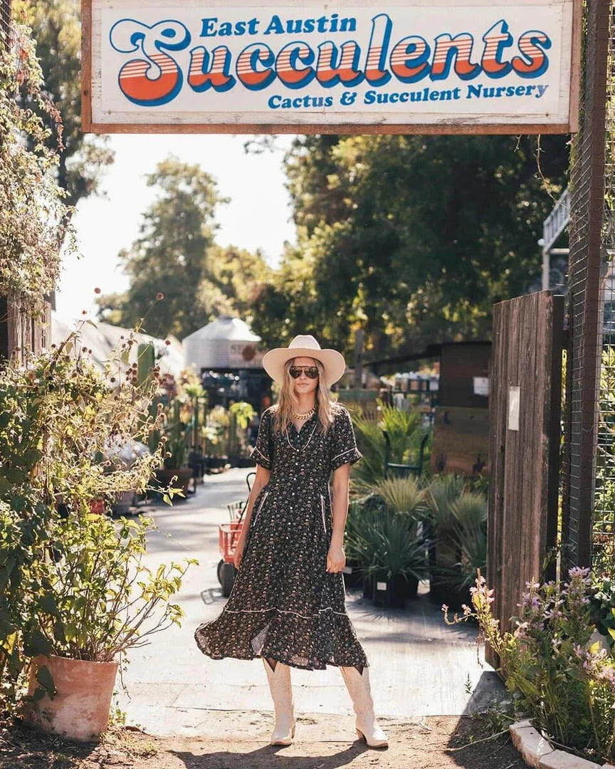 La Dahlia Dress - Black Floral