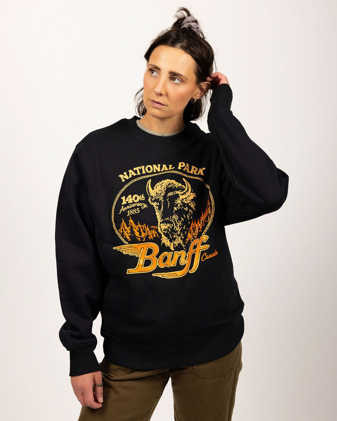 Banff Bison Vintage Crewneck - Black