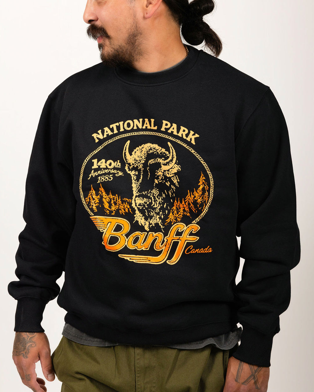 Banff Bison Vintage Crewneck - Black